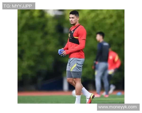 蒋光太失误致乌龙球上海海港遭遇意外打击影响赛季前景