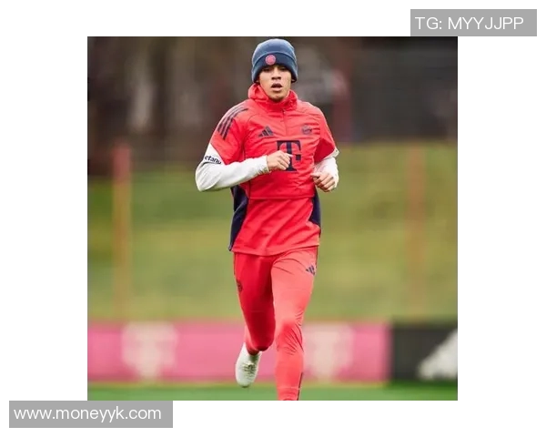 穆西亚拉精彩远射助力拜仁再创佳绩展现年轻球员的无限潜力