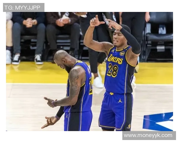 雷霆五人得分上双,击败湖人迎来三连胜 雷霆五人得分上双,击败湖人迎来三连胜